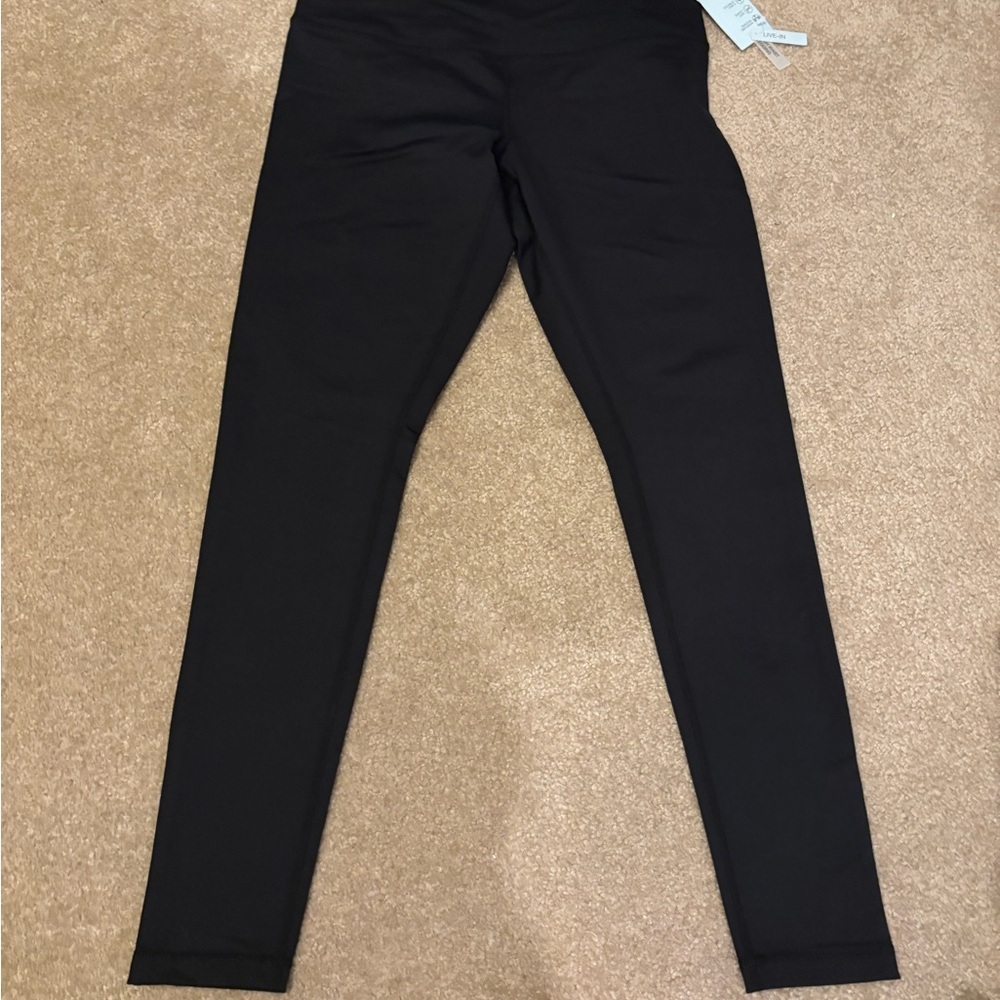 Zelle NWT Black Leggings